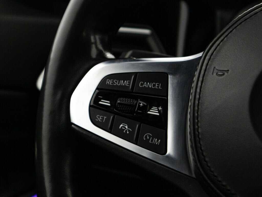 BMW 3 серии с пробегом — 2019 год. Фото: #20