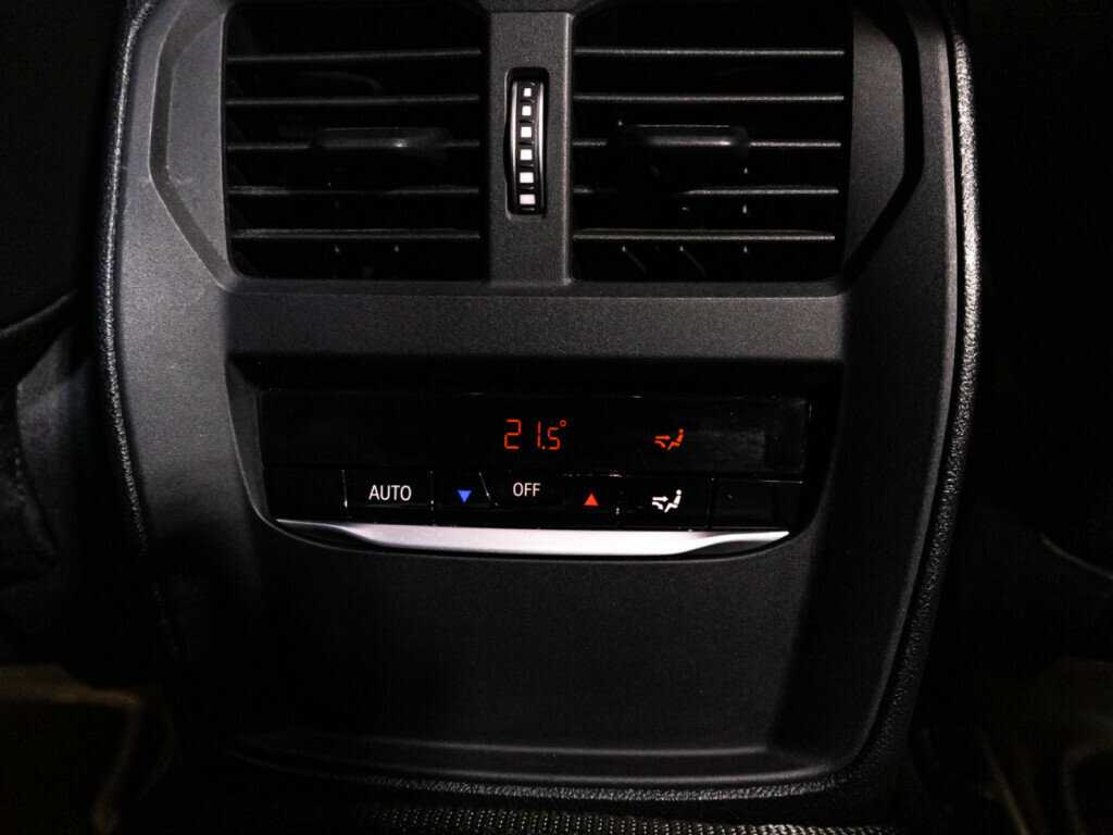 BMW 3 серии с пробегом — 2019 год. Фото: #21