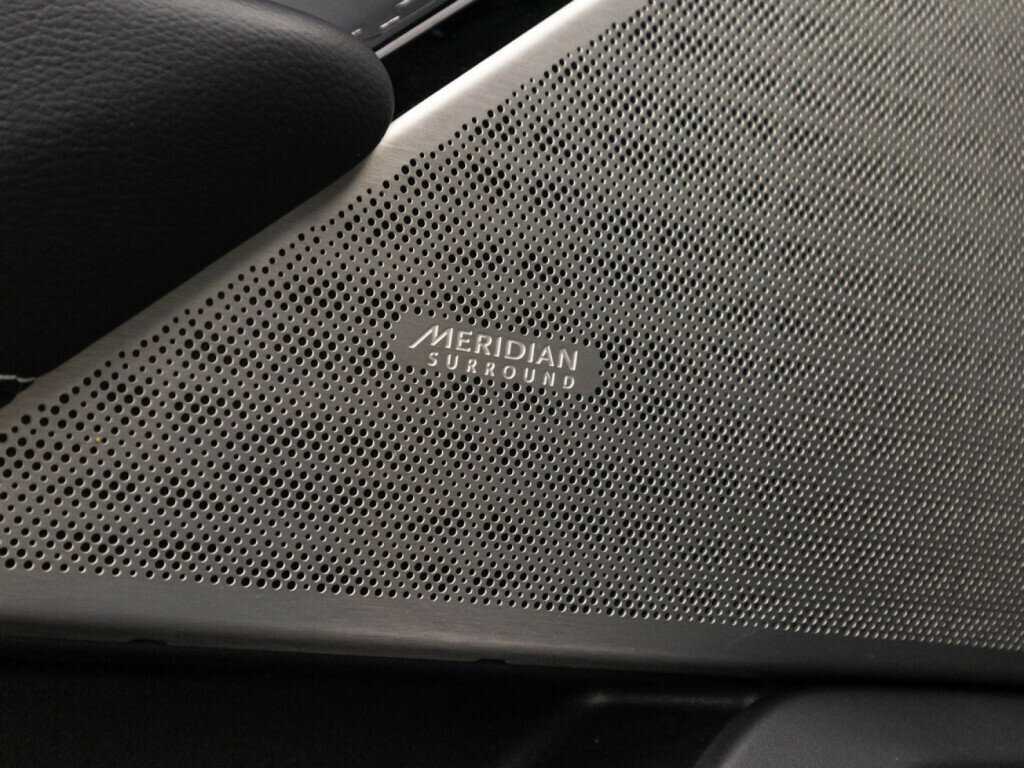 Land Rover Range Rover Velar с пробегом — 2019 год. Фото: #17