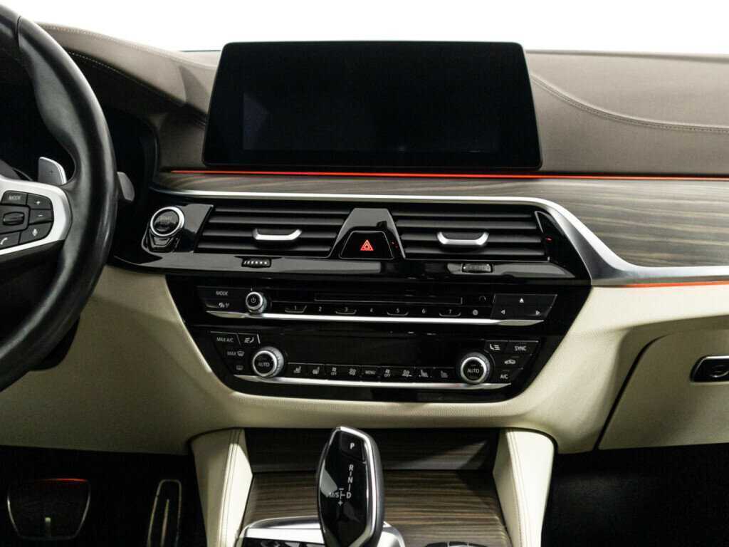 BMW 5 серии с пробегом — 2019 год. Фото: #13