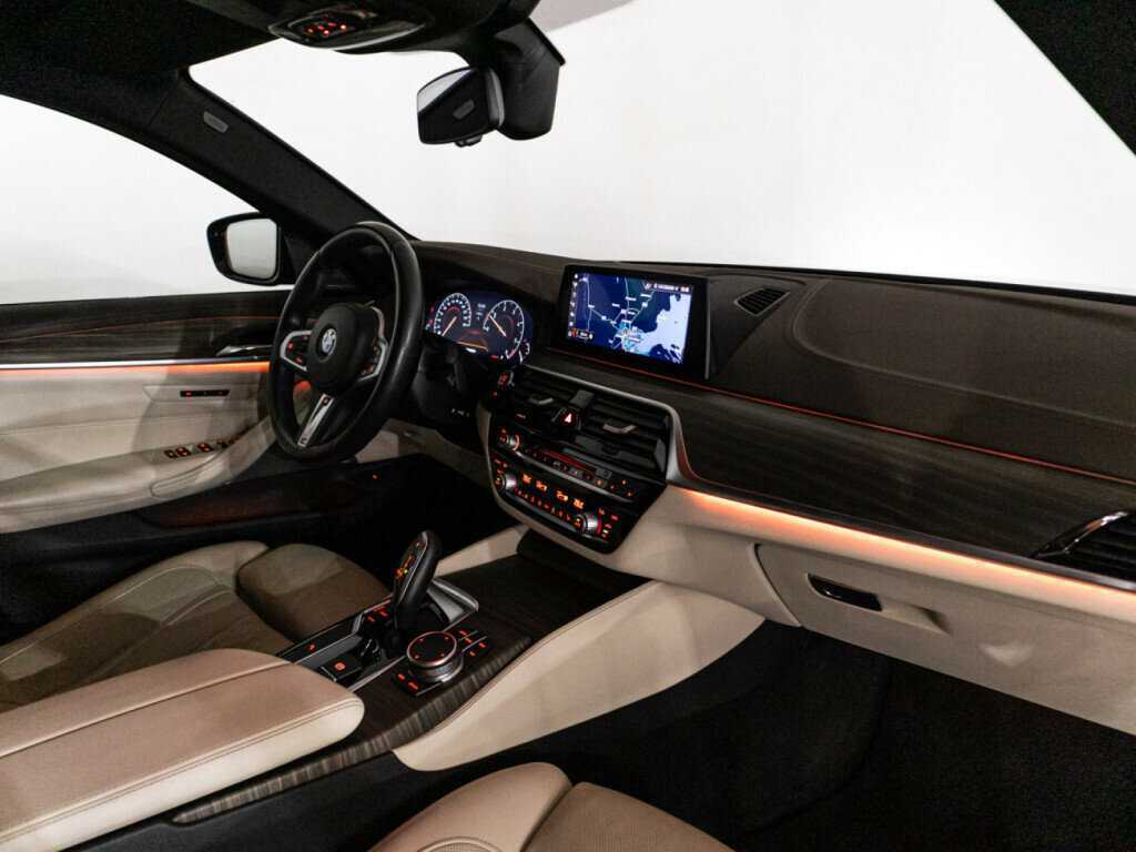 BMW 5 серии с пробегом — 2019 год. Фото: #23