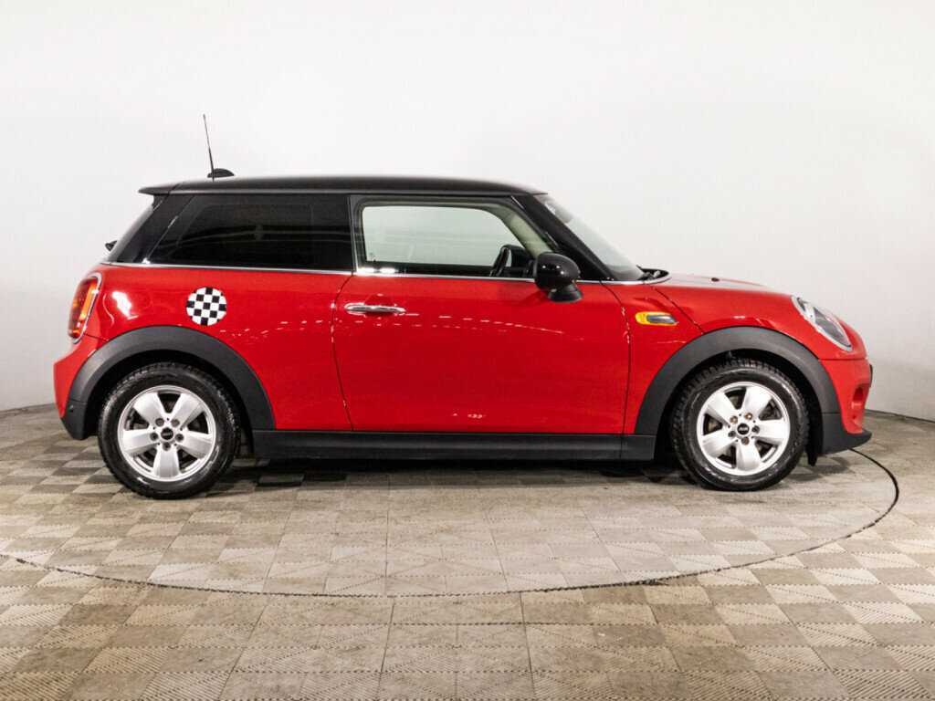 Mini Hatch с пробегом — 2018 год. Фото: #3