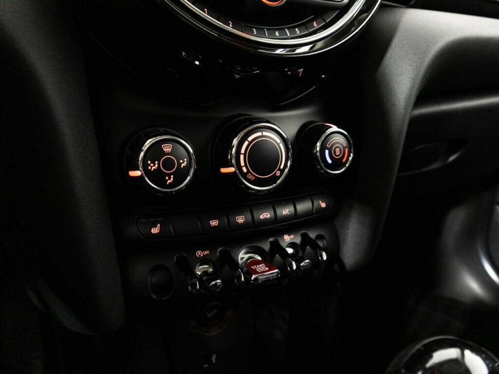 Mini Hatch с пробегом — 2018 год. Фото: #14