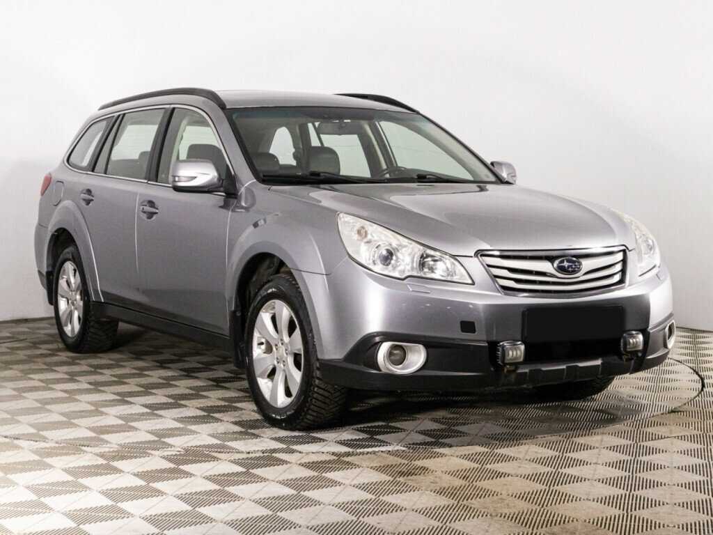 Subaru Outback с пробегом — 2011 год. Фото: #2
