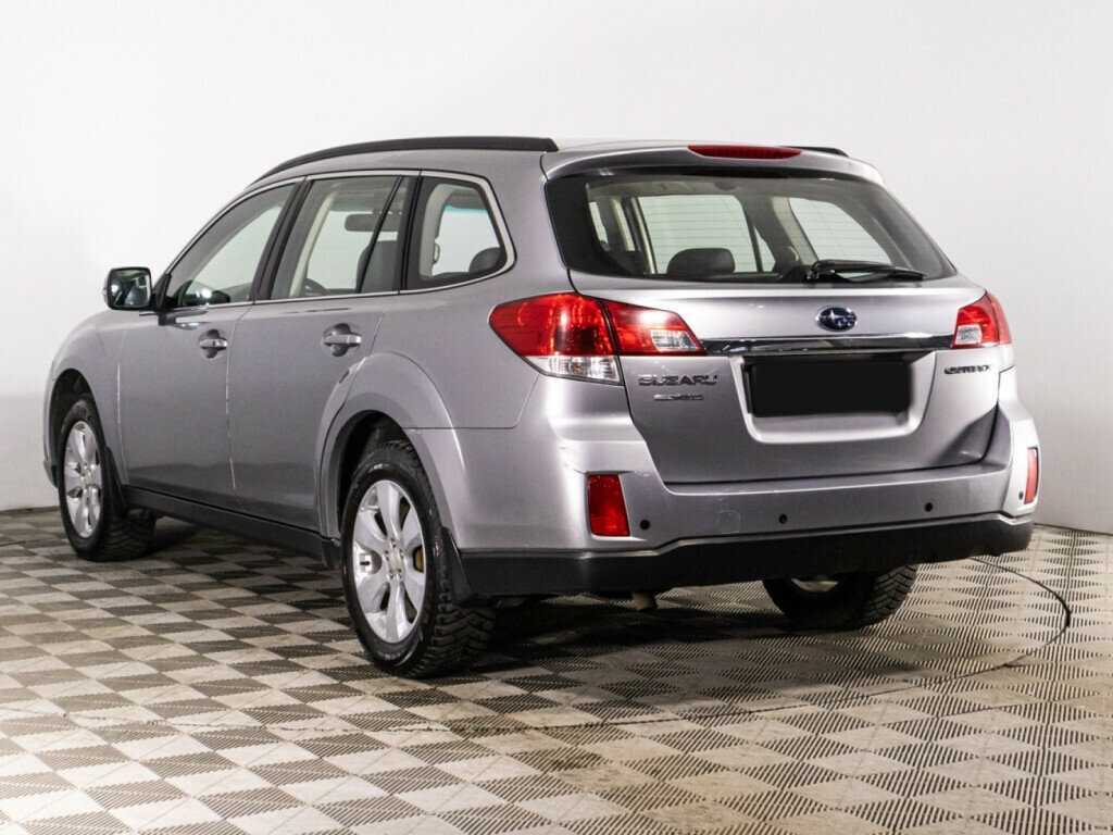 Subaru Outback с пробегом — 2011 год. Фото: #5