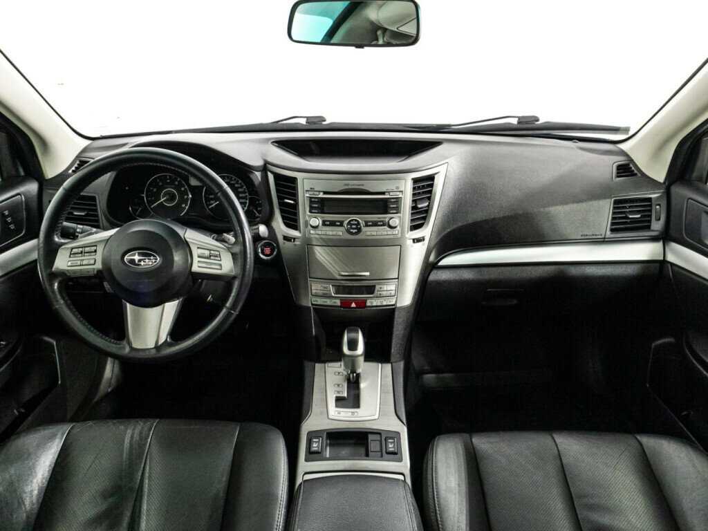 Subaru Outback с пробегом — 2011 год. Фото: #10