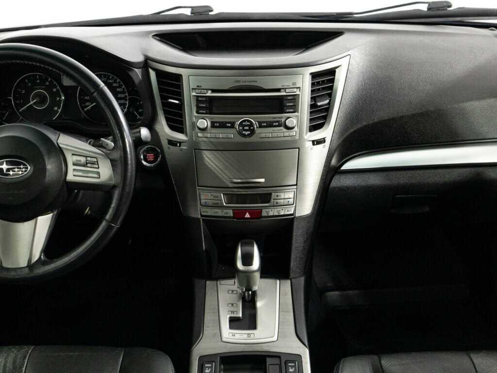 Subaru Outback с пробегом — 2011 год. Фото: #11