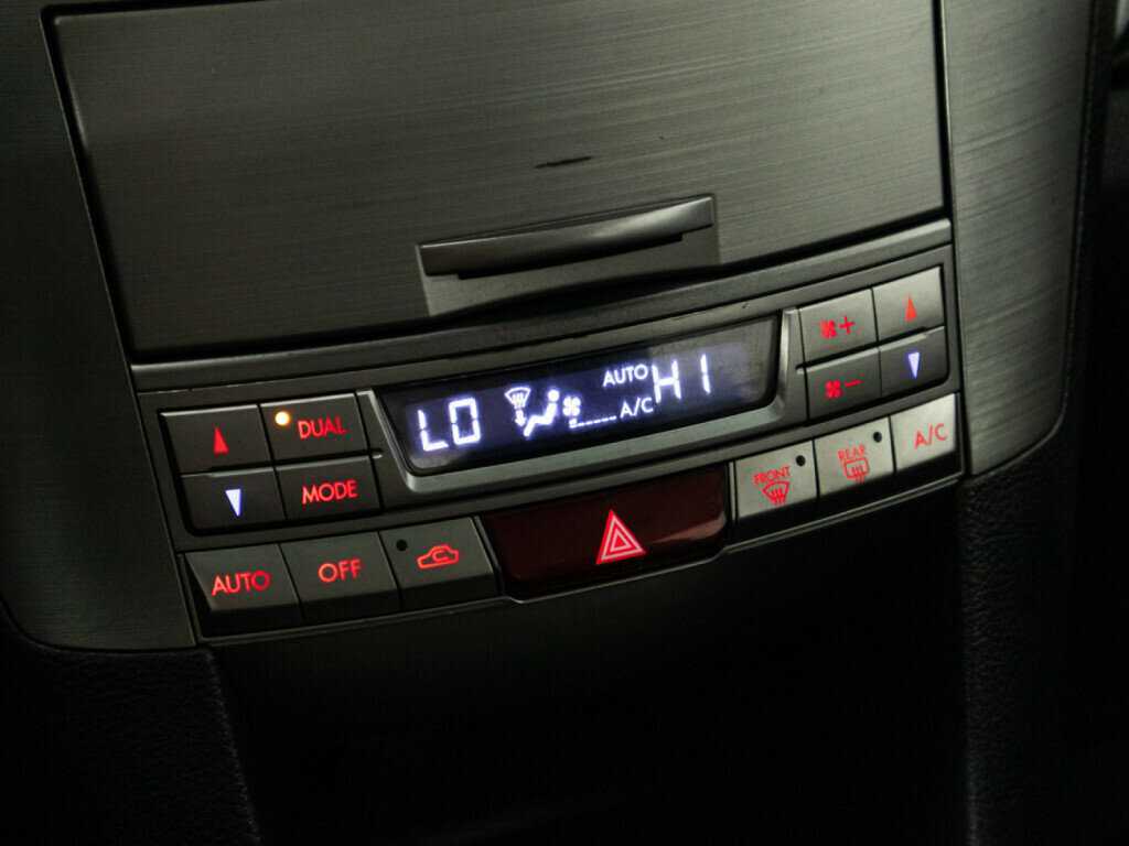 Subaru Outback с пробегом — 2011 год. Фото: #14