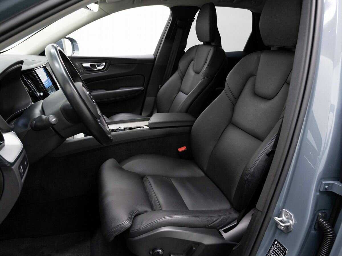 Volvo XC60 с пробегом — 2021 год. Фото: #9