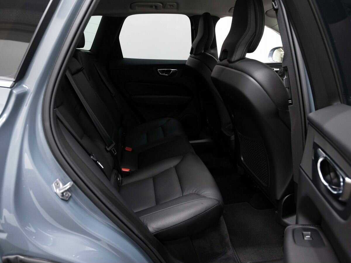 Volvo XC60 с пробегом — 2021 год. Фото: #11