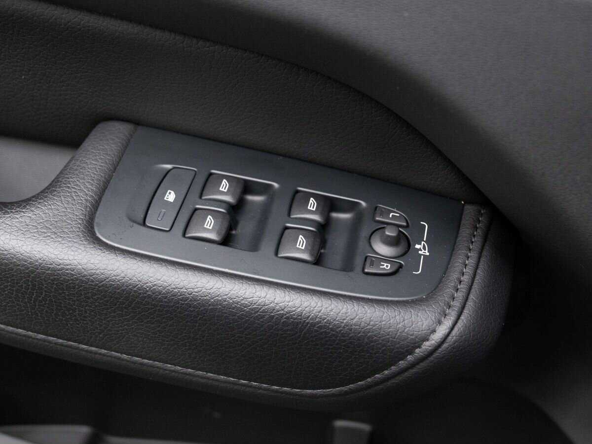 Volvo XC60 с пробегом — 2021 год. Фото: #21