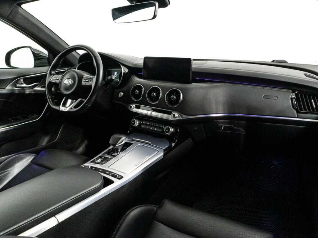 Kia Stinger с пробегом — 2021 год. Фото: #9