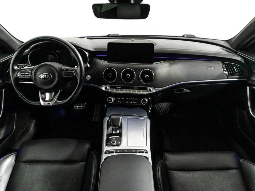 Kia Stinger с пробегом — 2021 год. Фото: #13