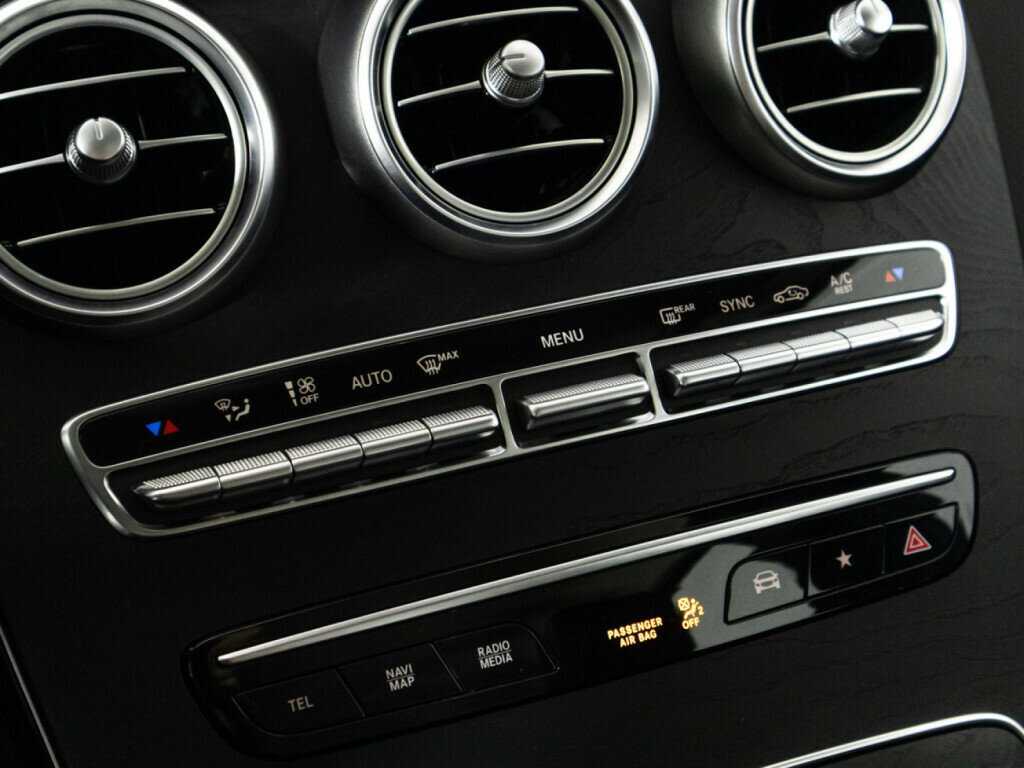 Mercedes-Benz GLC с пробегом — 2019 год. Фото: #17