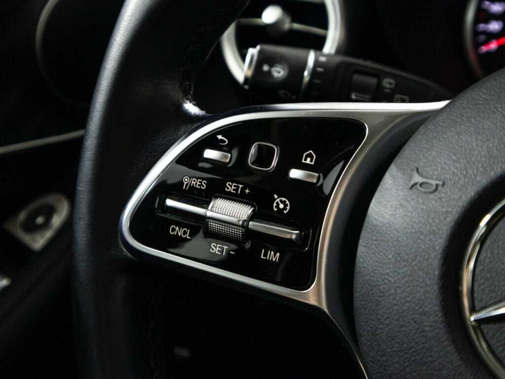 Mercedes-Benz GLC с пробегом — 2019 год. Фото: #21