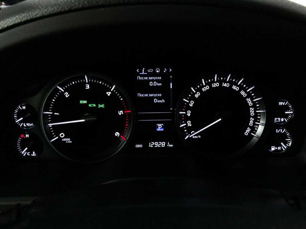 Toyota Land Cruiser с пробегом — 2016 год. Фото: #9