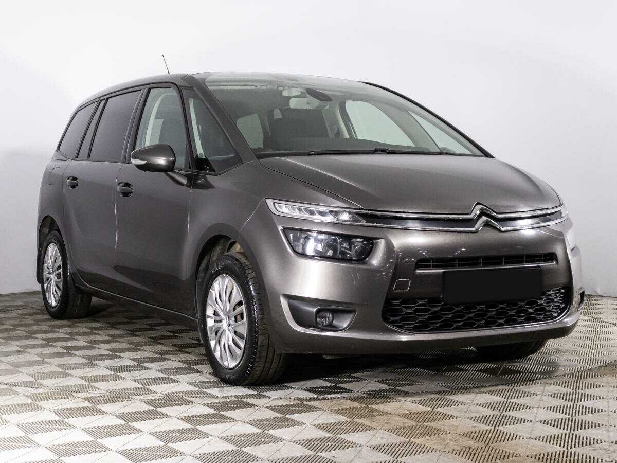 Citroen C4 Picasso с пробегом — 2015 год. Фото: #2
