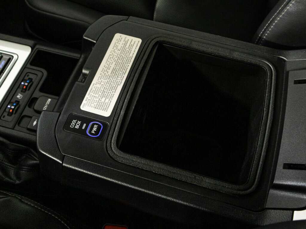 Toyota Land Cruiser Prado с пробегом — 2019 год. Фото: #15