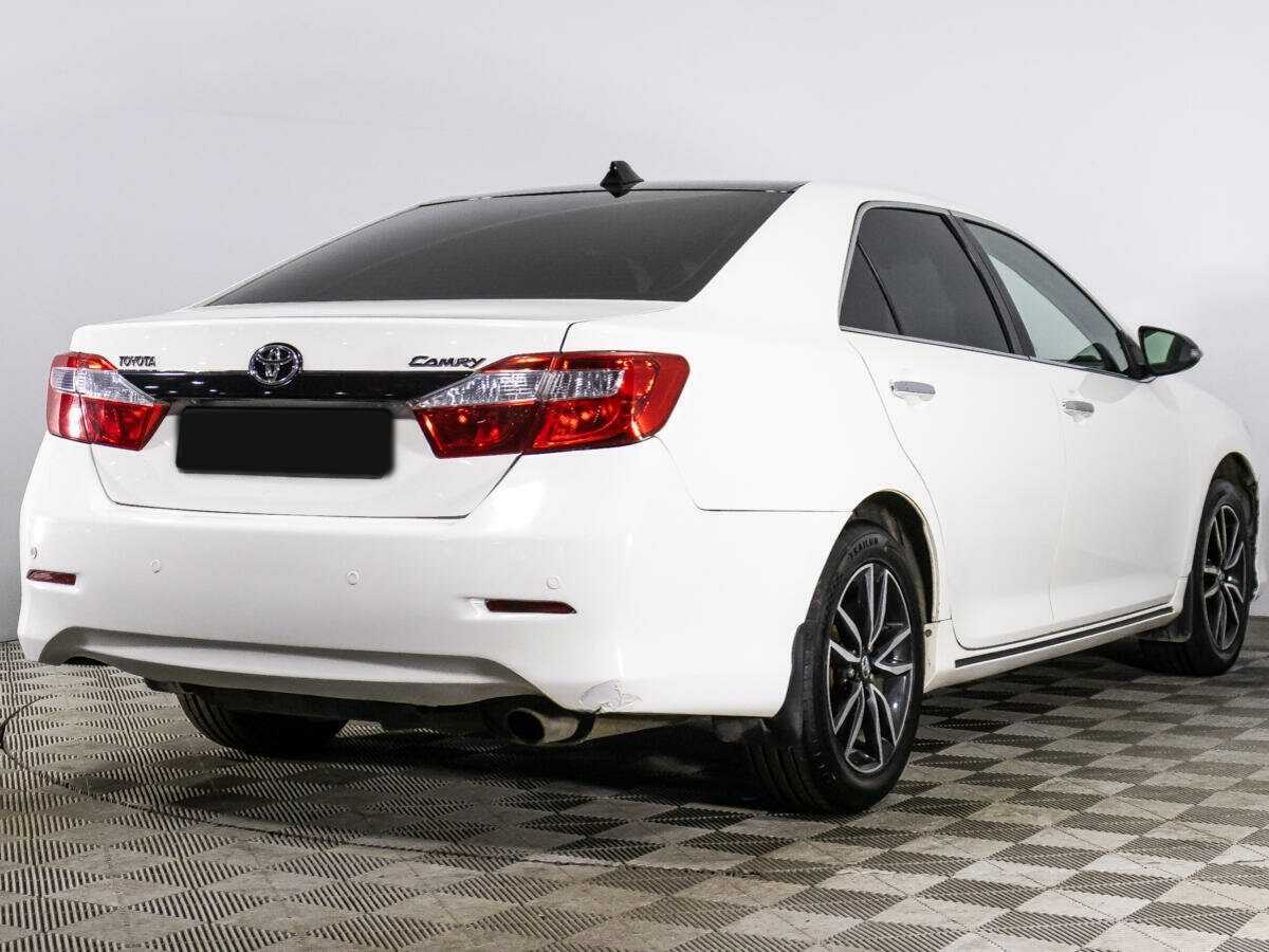 Toyota Camry с пробегом — 2012 год. Фото: #5