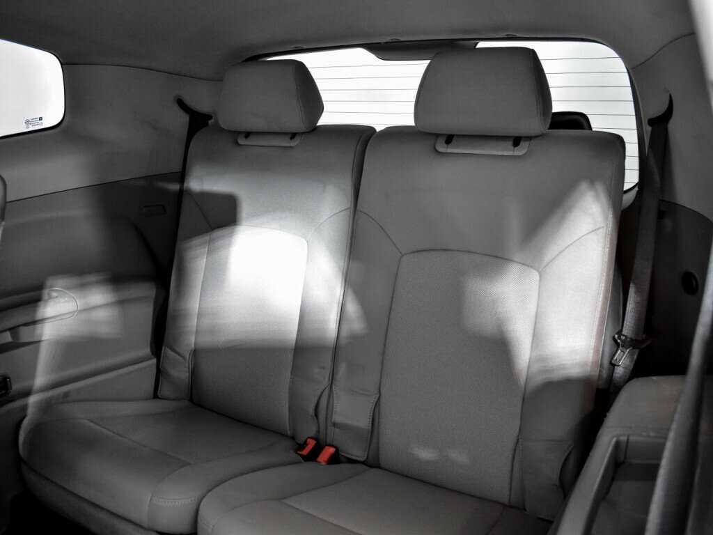 Chevrolet Orlando с пробегом — 2012 год. Фото: #11