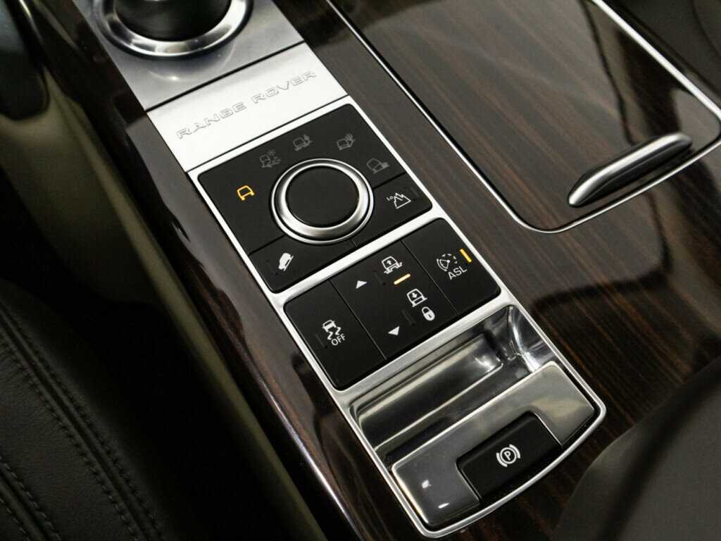 Land Rover Range Rover с пробегом — 2014 год. Фото: #20