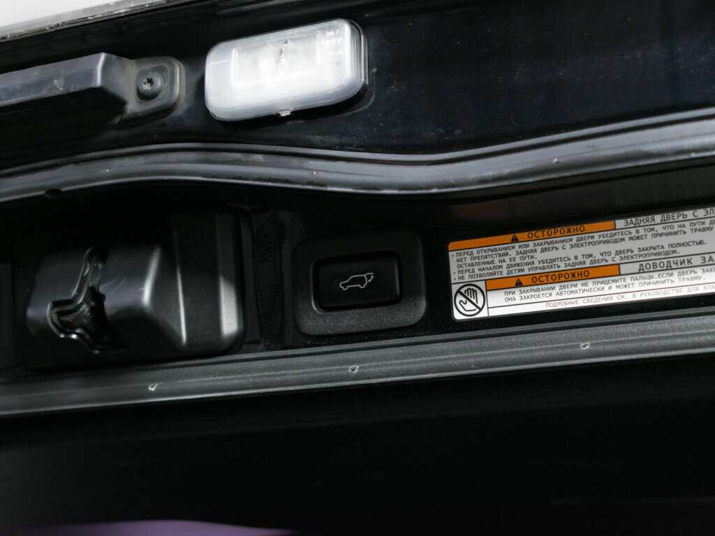 Toyota Land Cruiser с пробегом — 2019 год. Фото: #5