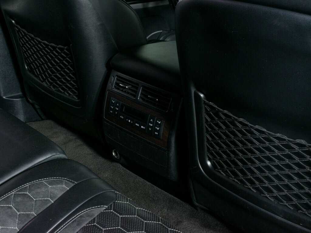 Toyota Land Cruiser с пробегом — 2019 год. Фото: #10