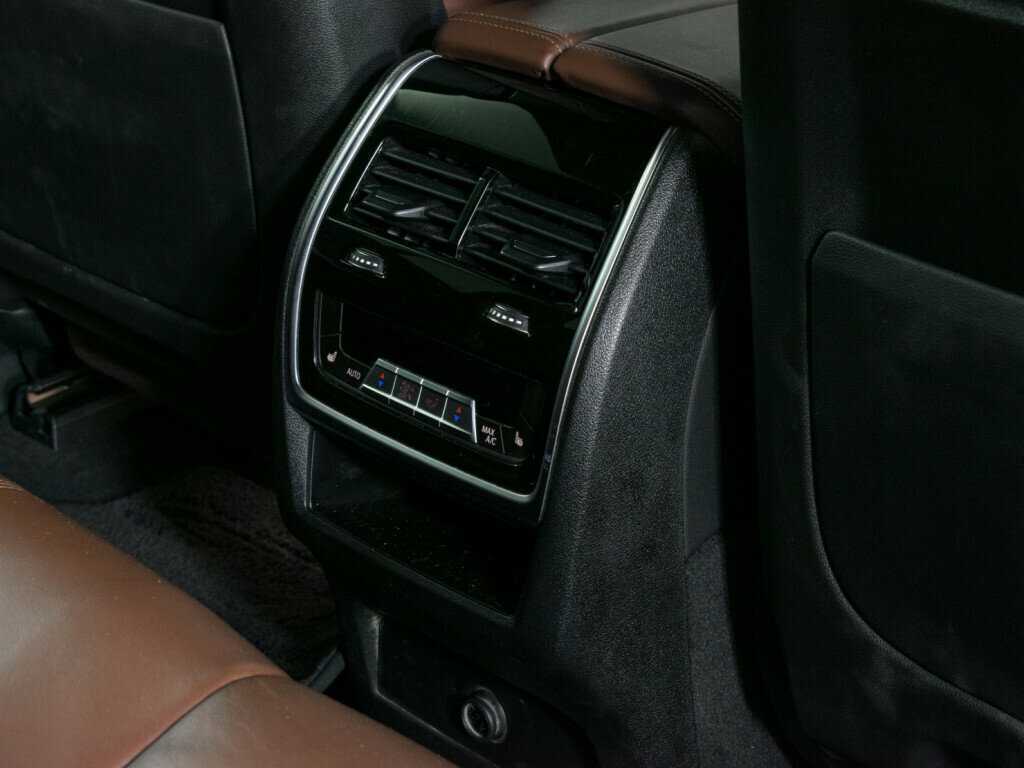 BMW X5 с пробегом — 2020 год. Фото: #11