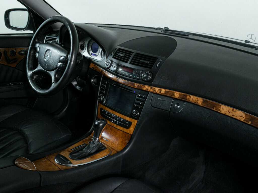 Mercedes-Benz E-Класс с пробегом — 2007 год. Фото: #7