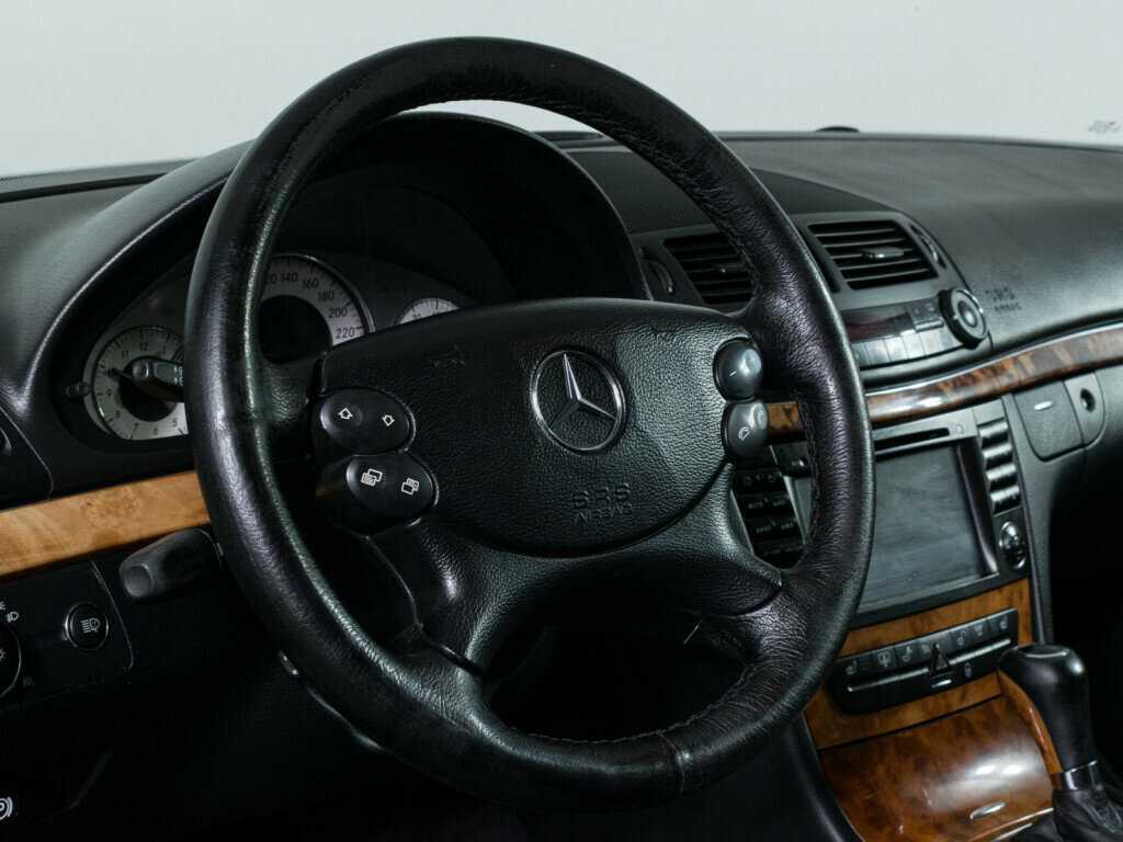 Mercedes-Benz E-Класс с пробегом — 2007 год. Фото: #11