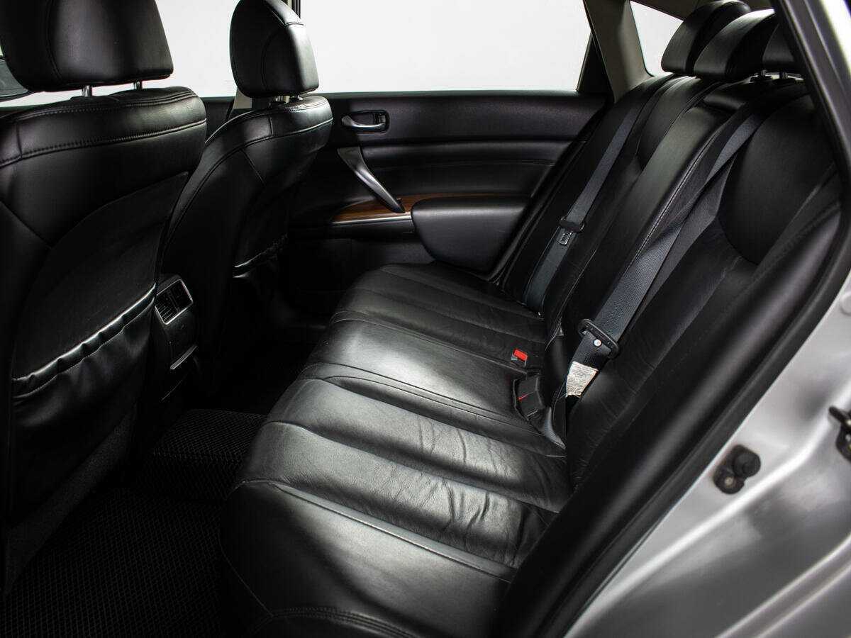 Nissan Teana с пробегом — 2010 год. Фото: #7