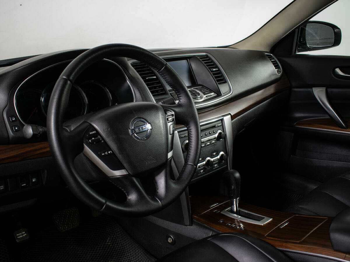 Nissan Teana с пробегом — 2010 год. Фото: #10