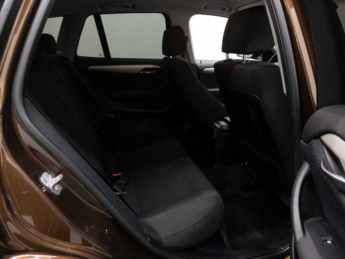 BMW X1 с пробегом — 2013 год. Фото: #11