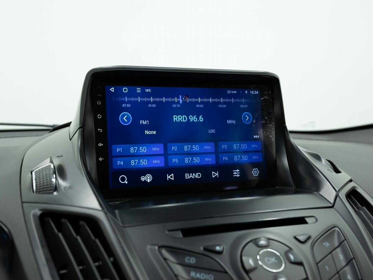 Ford Kuga с пробегом — 2014 год. Фото: #18