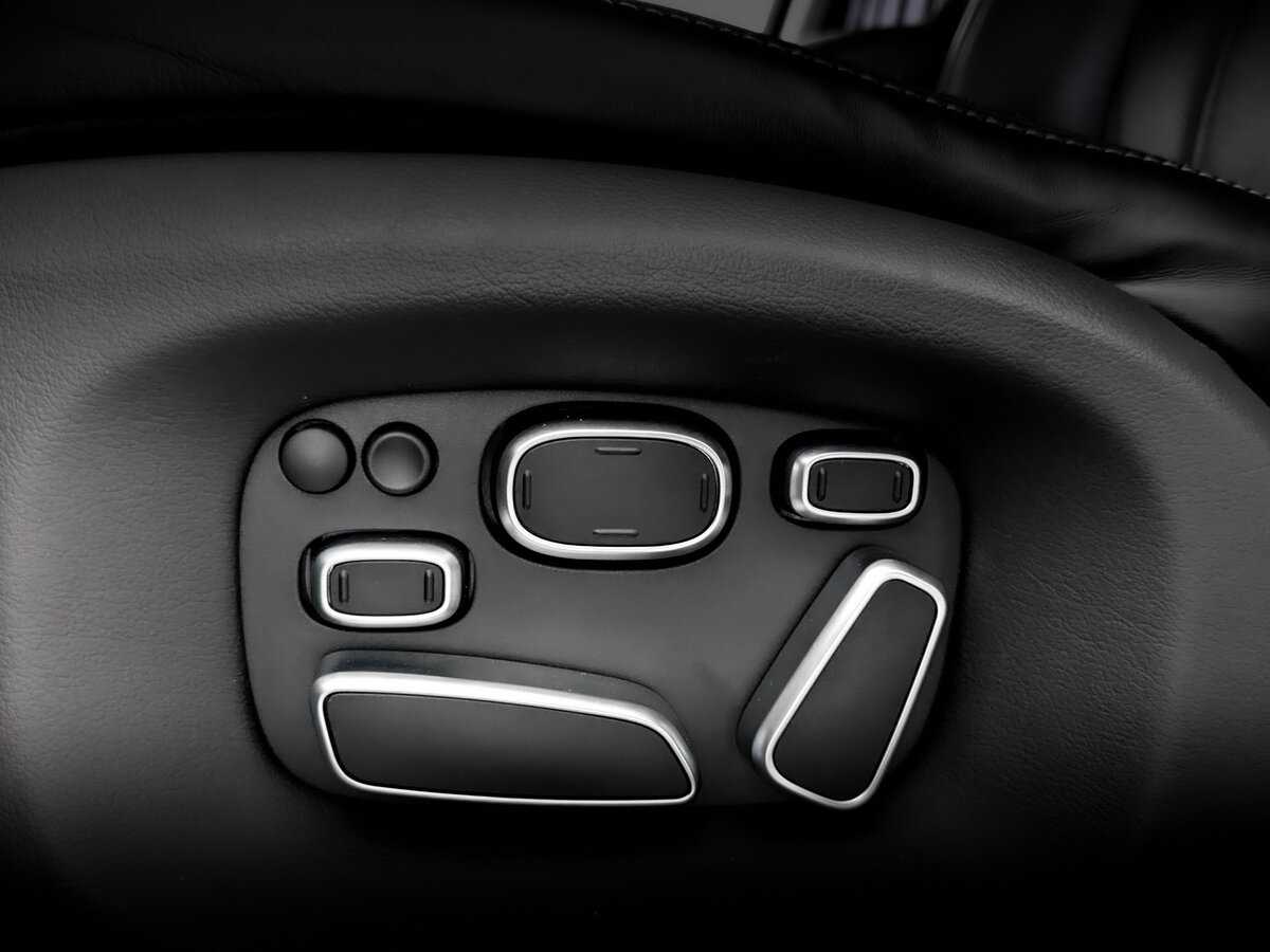 Land Rover Range Rover с пробегом — 2015 год. Фото: #20