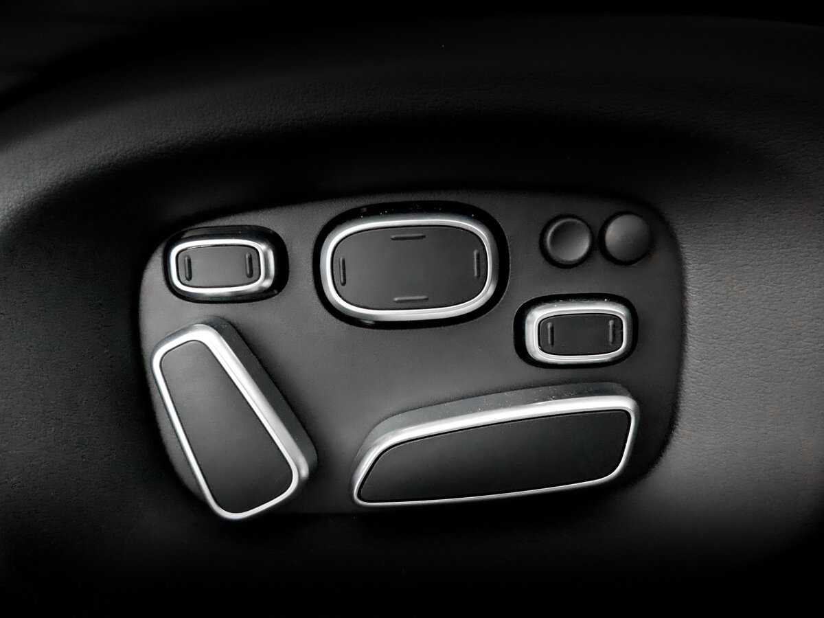 Land Rover Range Rover с пробегом — 2015 год. Фото: #25