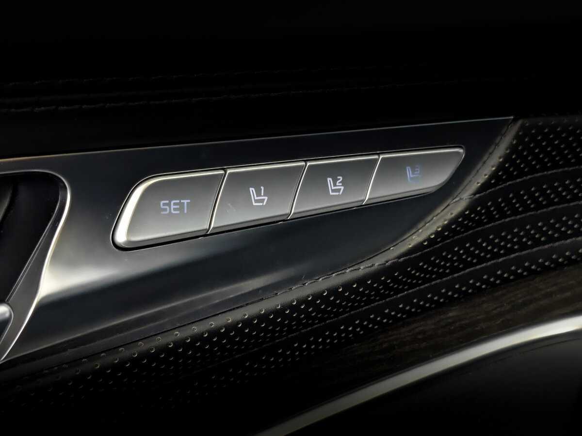 Kia K900 с пробегом — 2019 год. Фото: #21