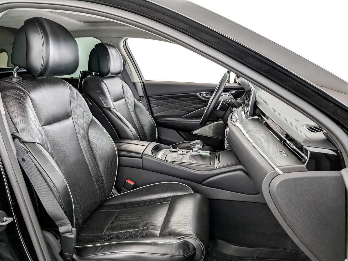Kia K900 с пробегом — 2019 год. Фото: #24
