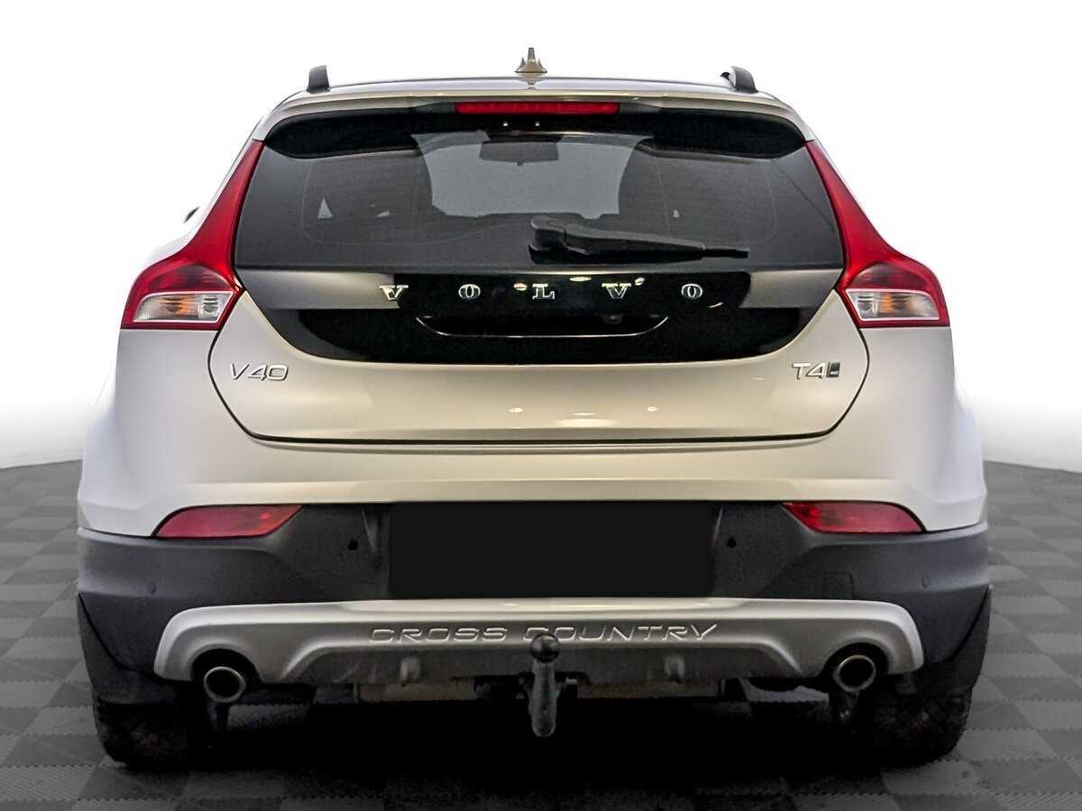 Volvo V40 с пробегом — 2018 год. Фото: #5