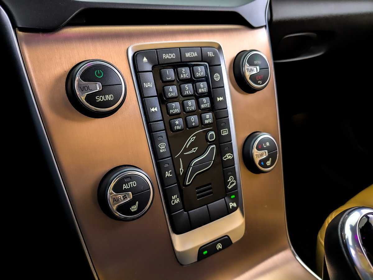 Volvo V40 с пробегом — 2018 год. Фото: #26