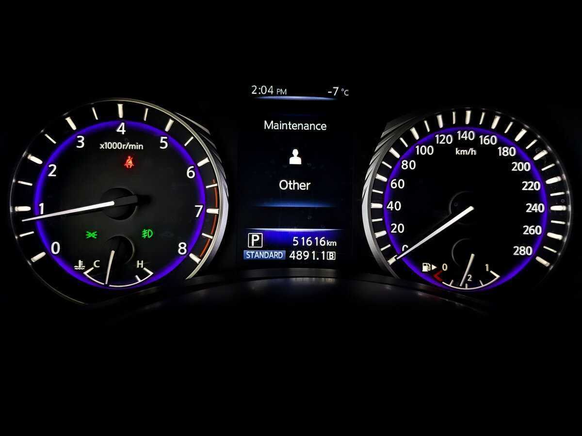 Infiniti Q60 с пробегом — 2020 год. Фото: #12