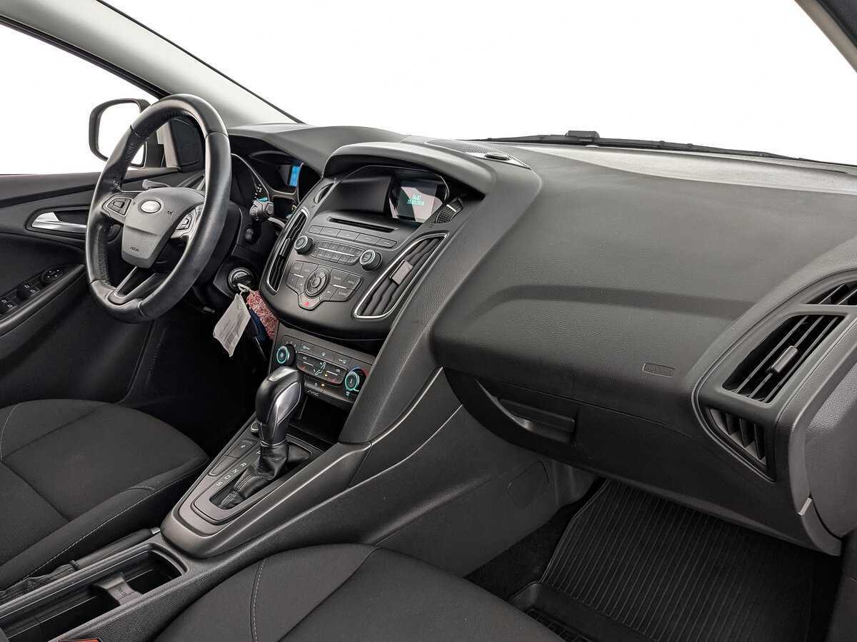 Ford Focus с пробегом — 2018 год. Фото: #12