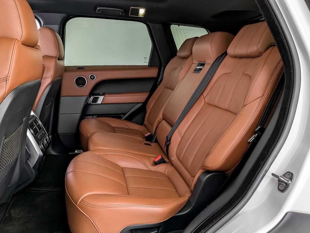 Land Rover Range Rover Sport с пробегом — 2014 год. Фото: #11