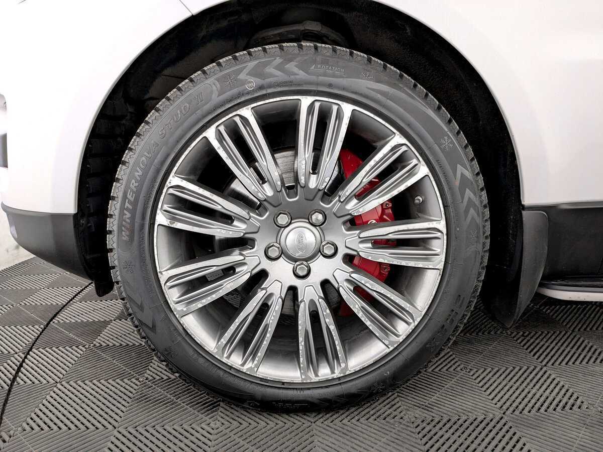 Land Rover Range Rover Sport с пробегом — 2014 год. Фото: #17