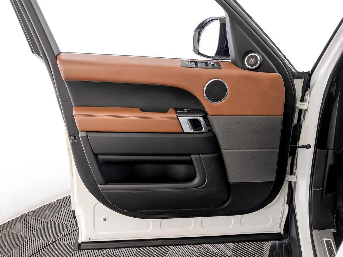 Land Rover Range Rover Sport с пробегом — 2014 год. Фото: #18