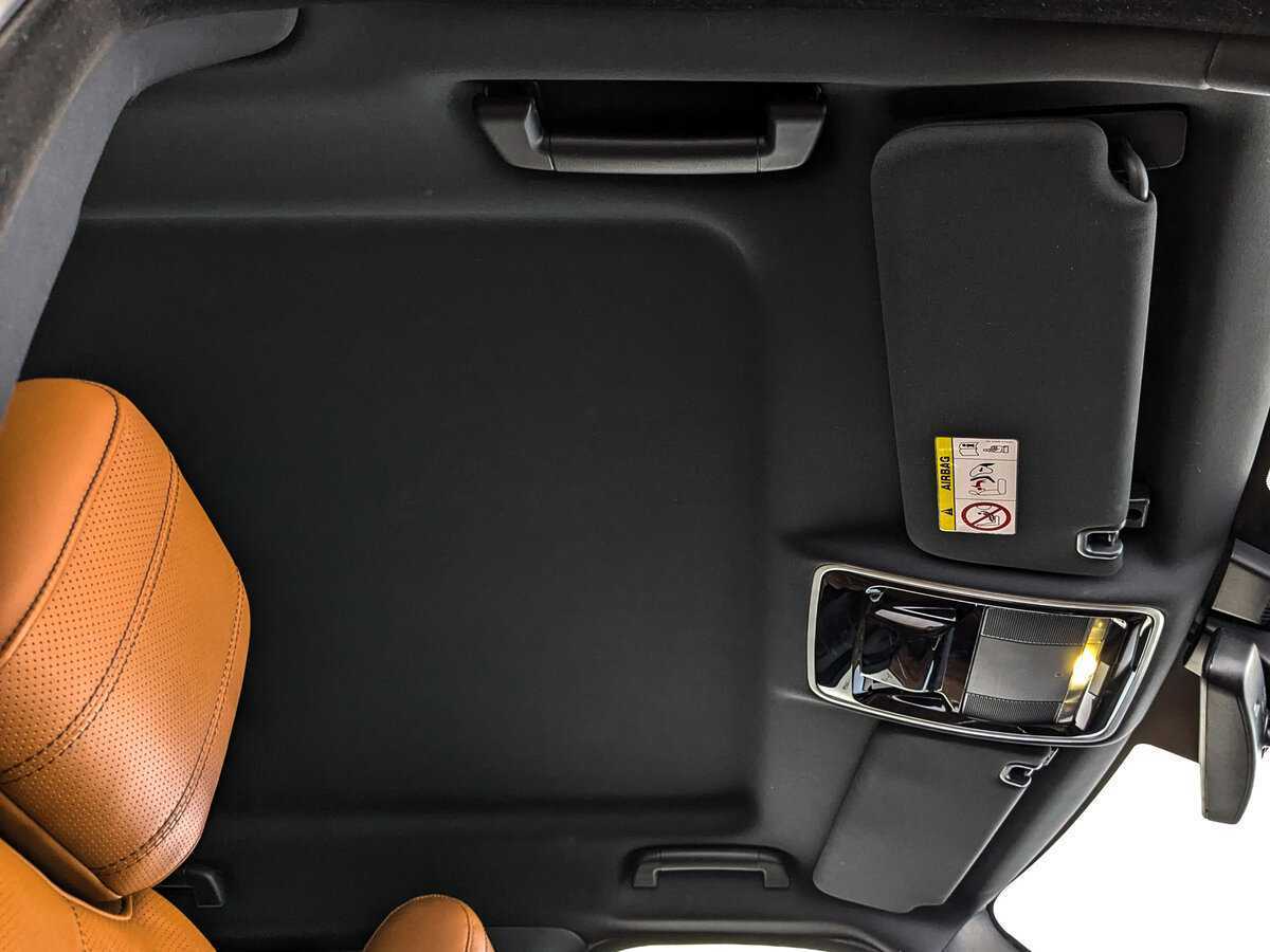 Land Rover Range Rover Sport с пробегом — 2014 год. Фото: #22