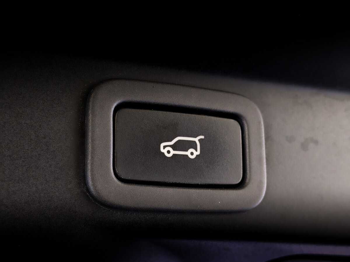 Land Rover Range Rover Sport с пробегом — 2014 год. Фото: #25