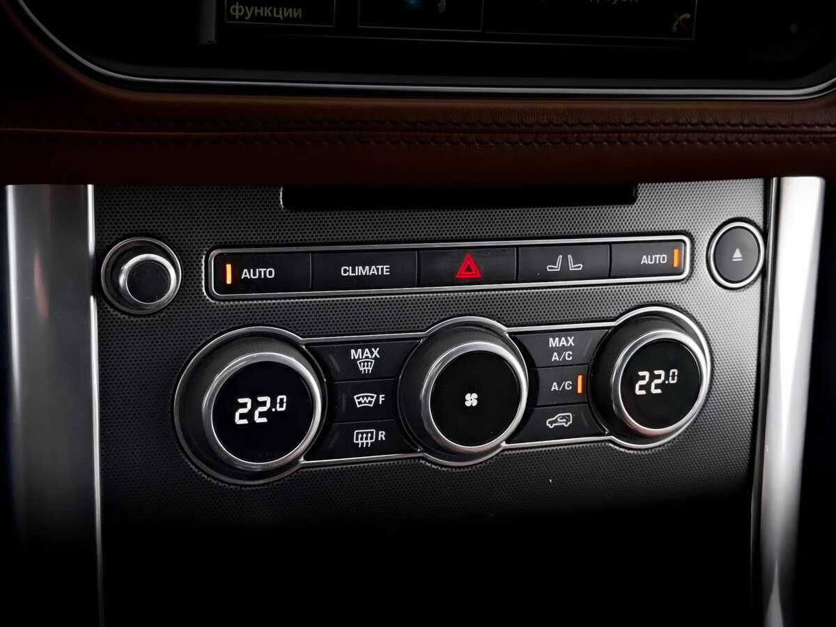 Land Rover Range Rover Sport с пробегом — 2014 год. Фото: #27