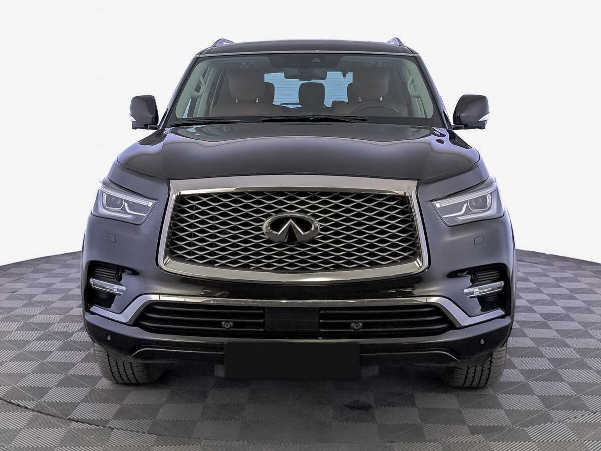 Infiniti QX80 с пробегом — 2018 год. Фото: #1