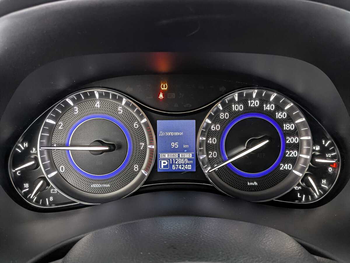 Infiniti QX80 с пробегом — 2018 год. Фото: #15